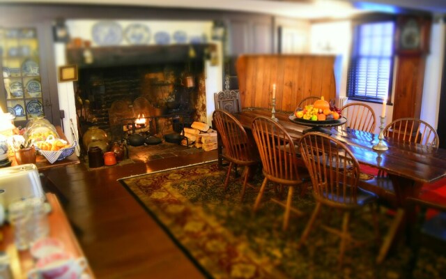 Silsbee's by Daniels House