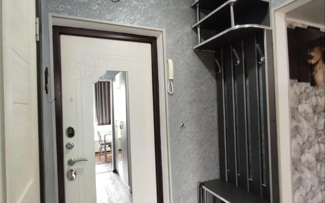 Апартаменты на проезде Сиреневый 28