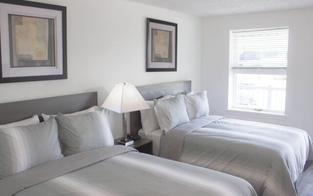 Bowmanville Marina Inn & Suites