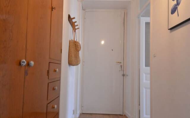 Cosy apartment 4 persons near Train Station Nice Riquier