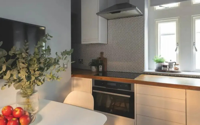 St Catherine s Hospital - Superior Apartment
