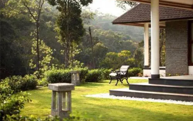 Silver Oak Plantation Bungalow