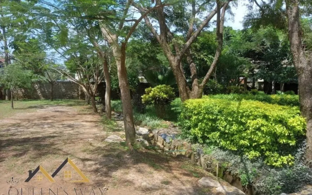 Queen's Way Resort