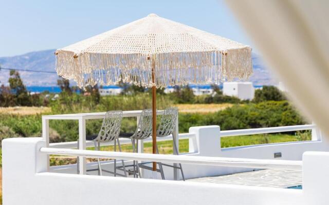 Plaka Villas Naxos Sofia sleeps 7