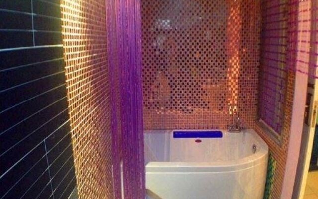Jinse Holiday Express Hotel Xinjiang