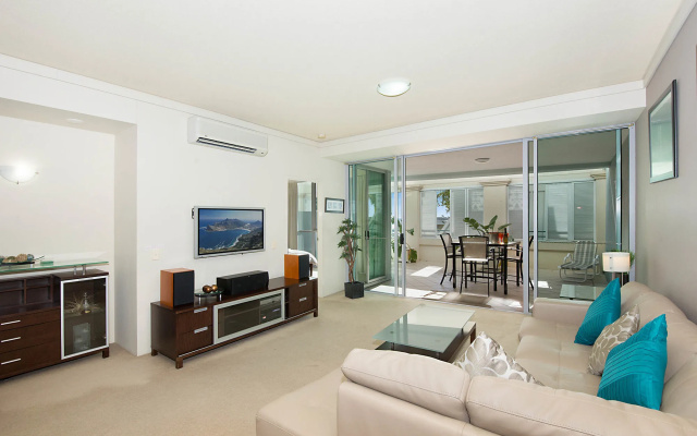 Grand Apartments