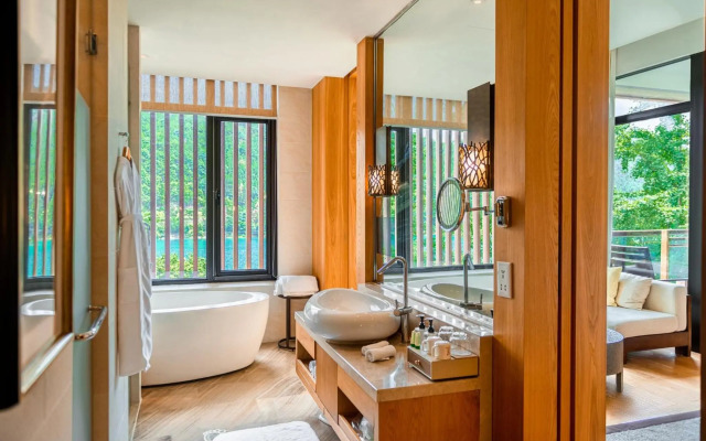 InterContinental One Thousand Island Lake Resort by IHG