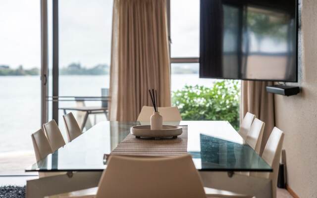 Stay Tauranga Beach House
