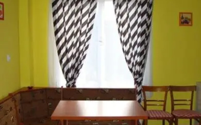 Sárgarigó Vendégház