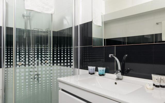 Liber Seashore Suites