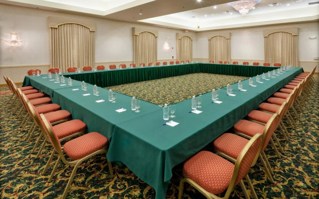 Holiday Inn Express Hotel & Suites Easton by IHG