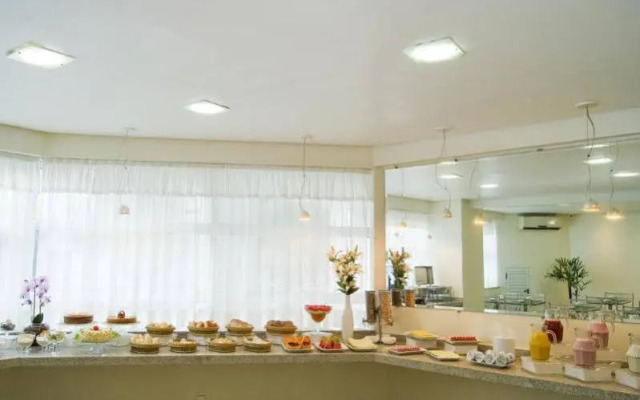 Bristol Quartier Latin Hotel