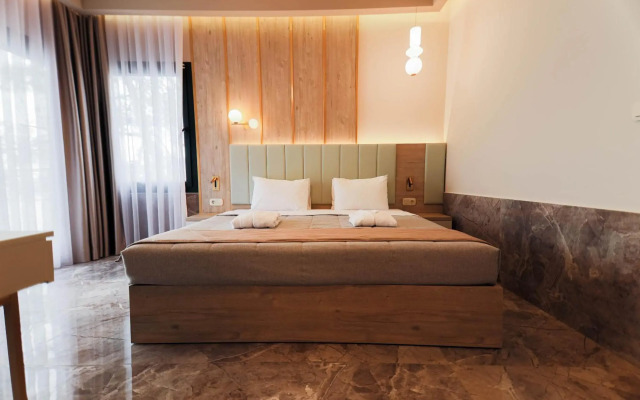 Bomo Tosca Beach Hotel