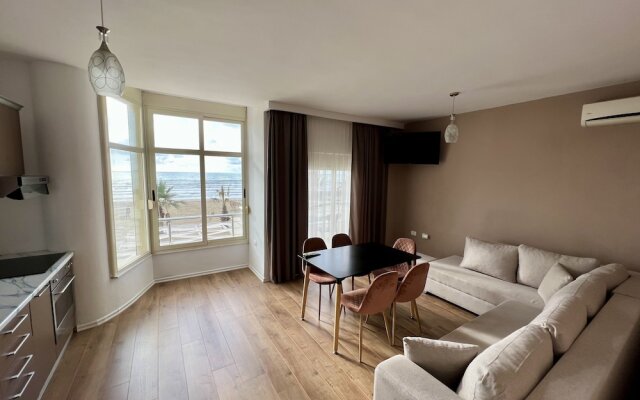 Wave Beachfront Apartments