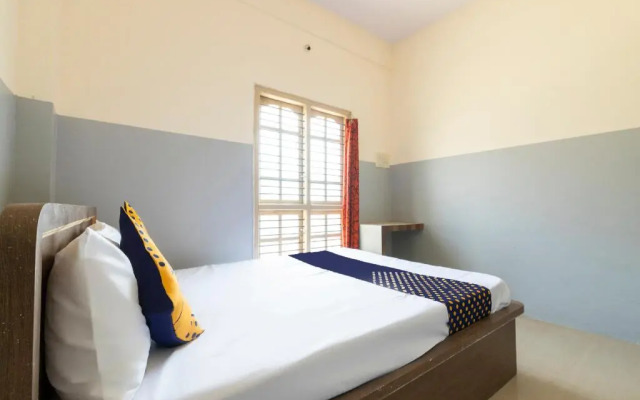Anp Lodge by OYO Rooms