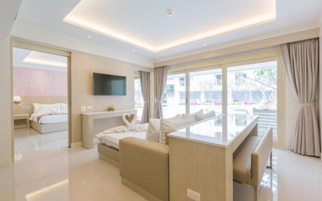 The Sea - Cret Hua Hin