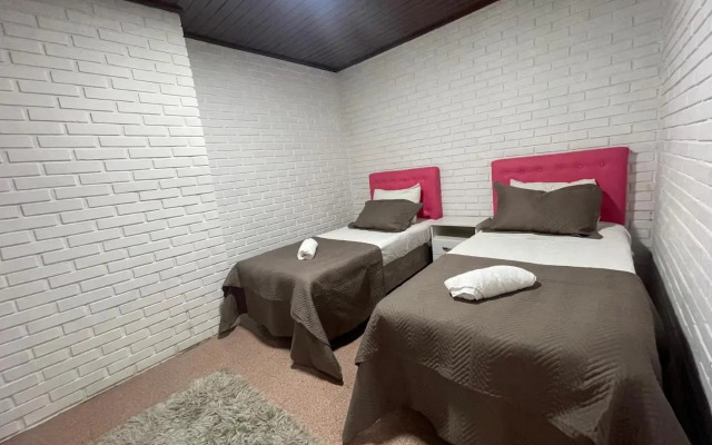 Mare Blu - Pousada Hostel