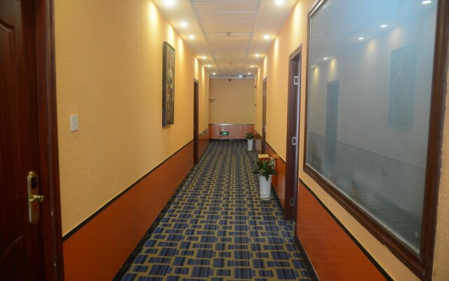 佳橙酒店(厦门枋湖车站店)