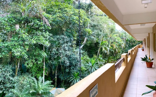 Condominio Amarilis Flat