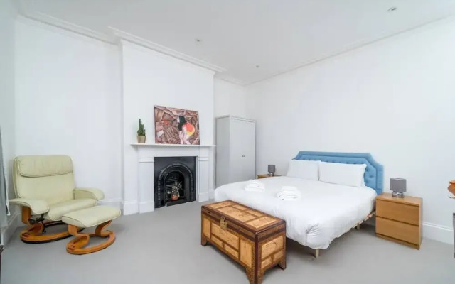 Stunning house near Notting Hill