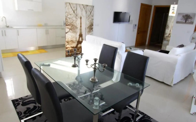 Marble Arch Home
