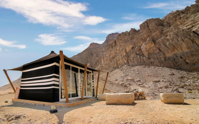 Pura Eco Retreat Jebel Hafit Desert Park
