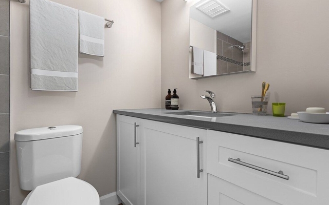 2BR Apt in Vibrant Beaumont Area