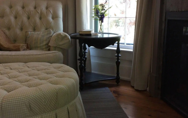 Woodbourne Inn
