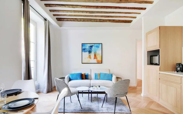 Magnificent Apartment in Le Marais