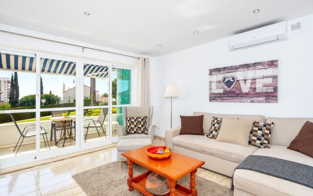 Wonderful Apartment in Ground Plan Ref 94