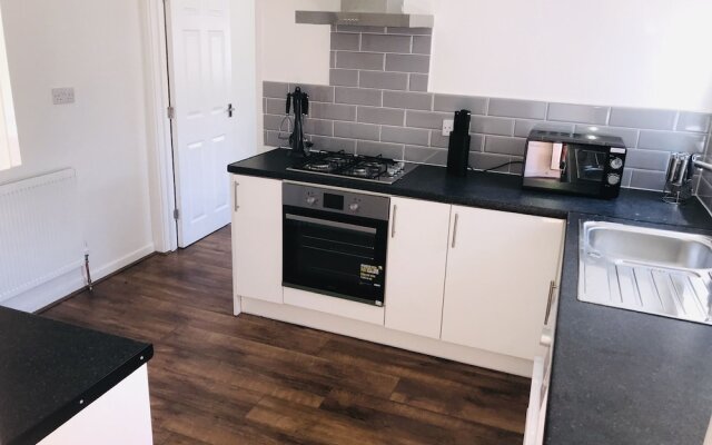 Arma Short Stays - Iffley Road
