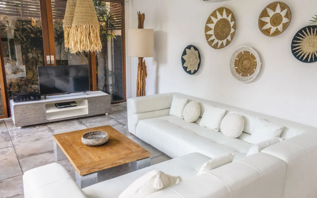 AB Villa & Apartments