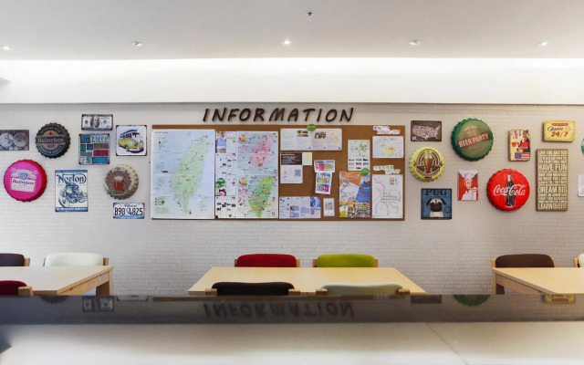 Sleepy Dragon Hostel