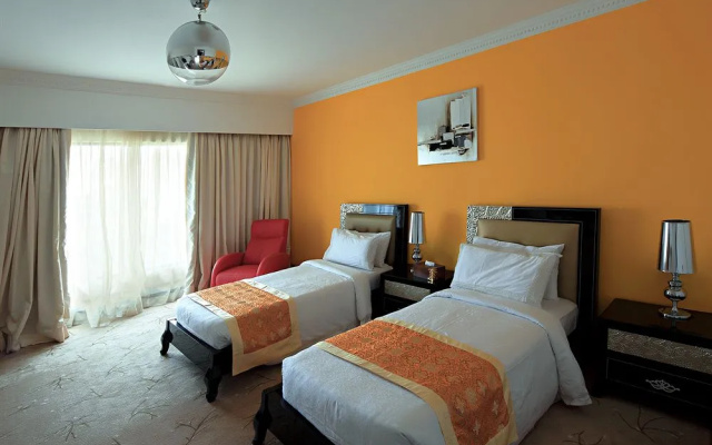 Palms Hotel