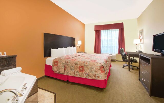 Comfort Inn & Suites