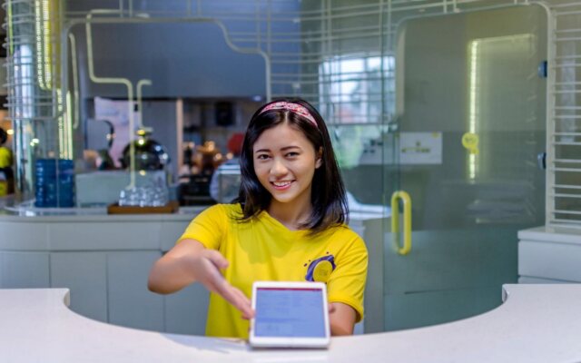 YELLO Hotel Jemursari Surabaya