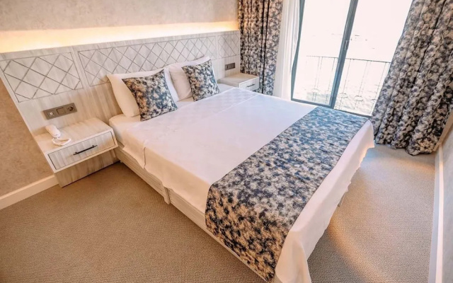 Platinum Otel & Restaurant