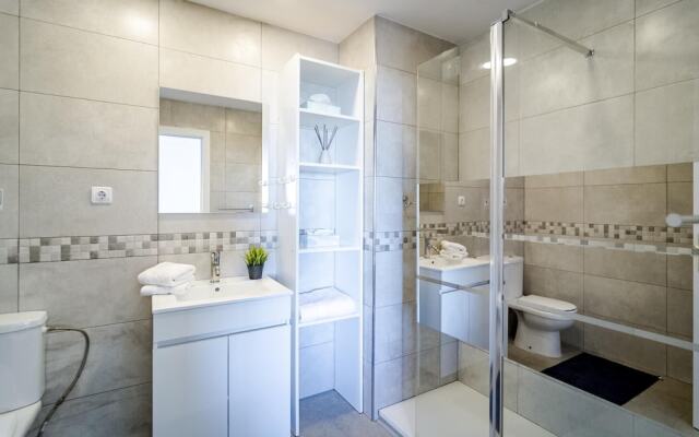 LL - 1 bedroom apt close to Laguna Village