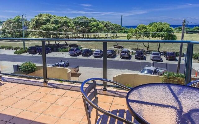 Ocean Breakers Holiday Apartments