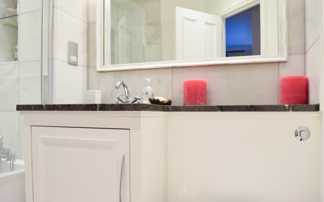 Flat In Central London