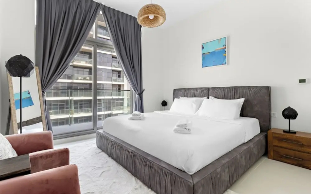 Silkhaus Golf Promenade 3B