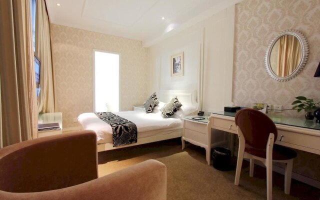 Tonglu Baioute Holiday Hotel