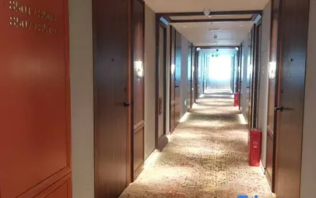 ROYGEM Hotel (Wuyi Square, Yaoling & 2nd Xiangya Station, Changsha)