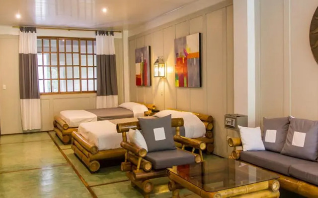 Hotel Plaza Yara