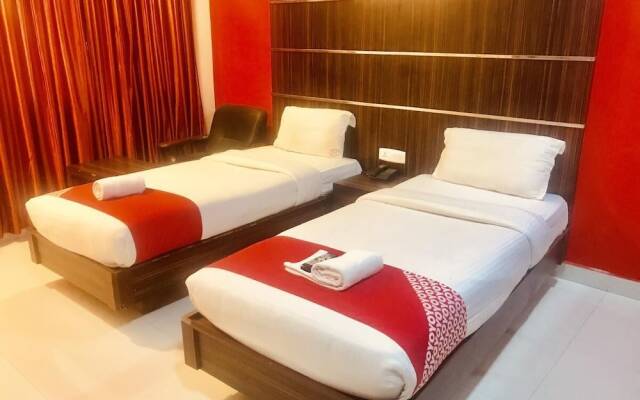 Nachiappa Park Hotel