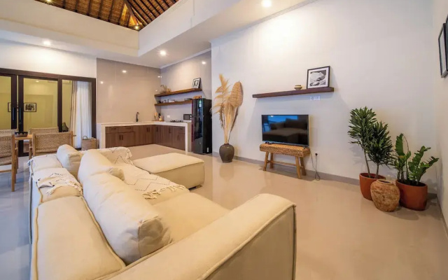 Calmaan Villa By Betterplace
