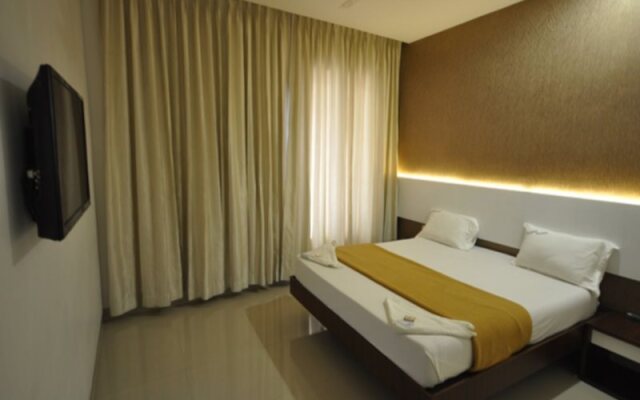 Vijey Hotels - Trichy Central