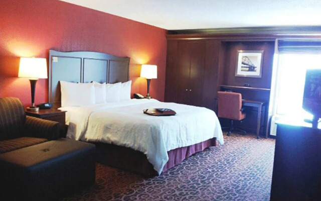Hampton Inn Columbus-South