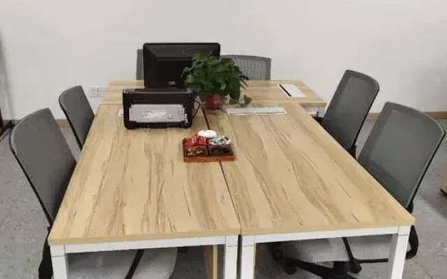 Wuhan Xinmeng Aesthetic Hotel