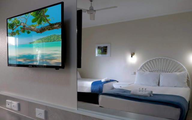 Hotel Tropiq